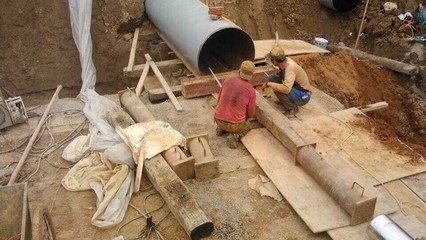 地下管道工程中的顶管施工设备解析